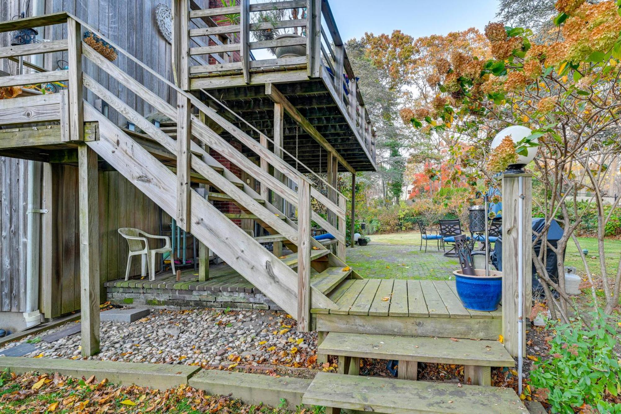Cozy Dix Hills Apt With Deck About 7 Mi To Beach! Exteriér fotografie