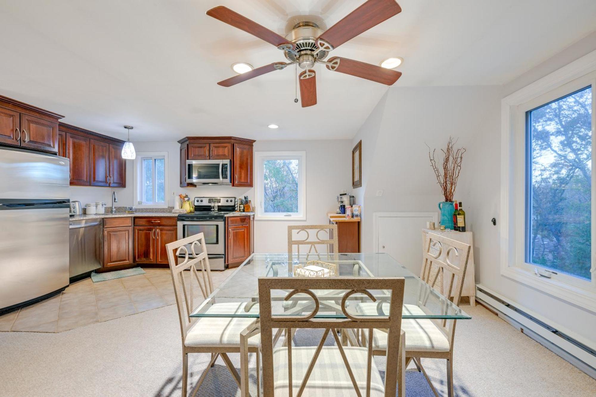 Cozy Dix Hills Apt With Deck About 7 Mi To Beach! Exteriér fotografie